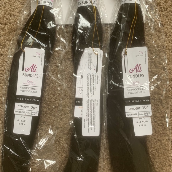 Bundle Hair (extensions) - Picture 3 of 3